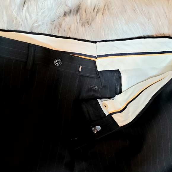 Hart Schaffner Marx Chicago Pinstripe Black Men's Suit Jacket: 44R Pants: 36 - Picture 6 of 16